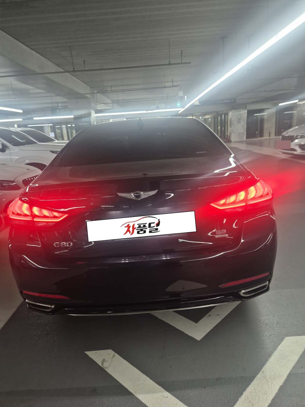 4jhje55l843m305554.jpg