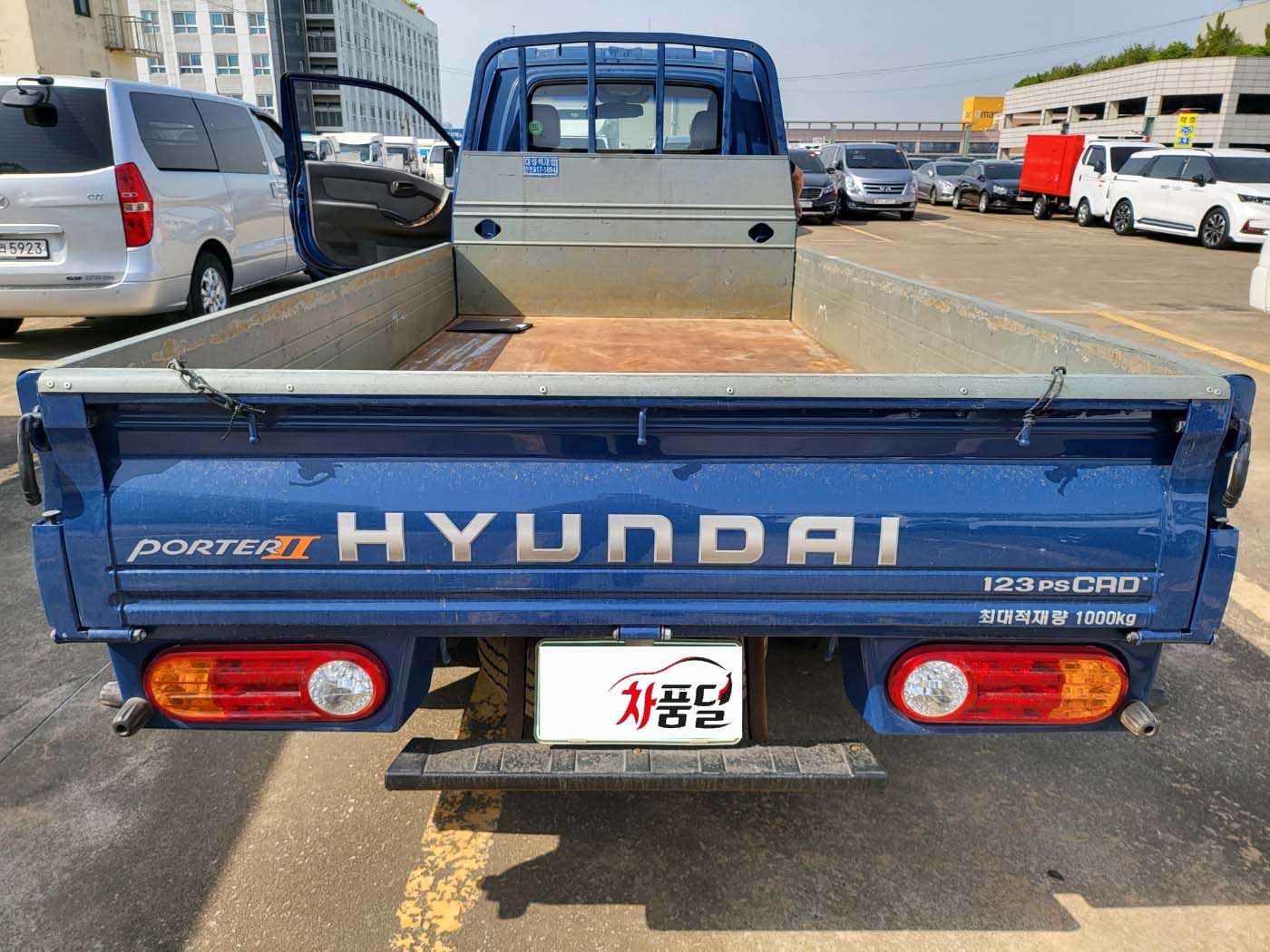 3midzuvgdfgw272512.jpg