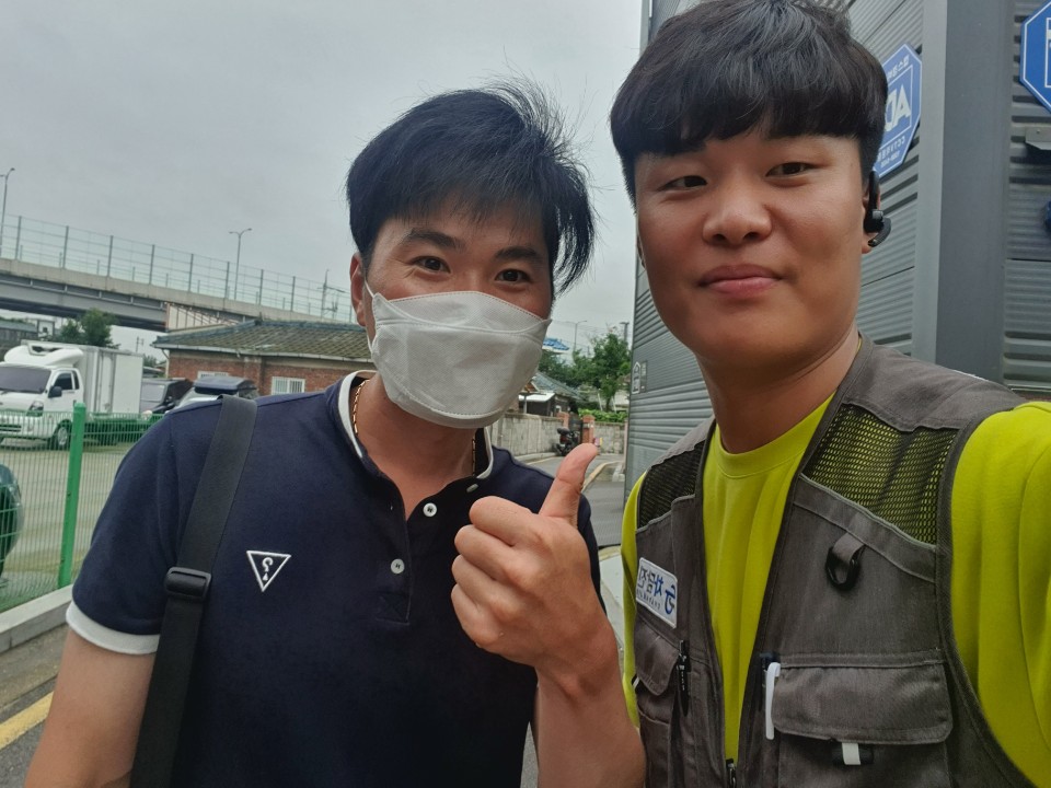 나주중고차 고객님의 시선강탈 색상의 현대 싼타페DM 중고 차품딜 후기!